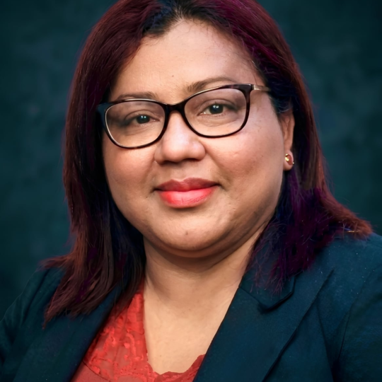 Zoila Reyes – Case Manager